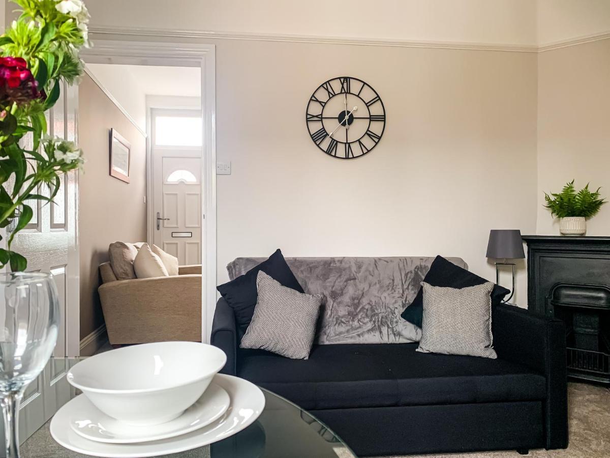 Апартаменты Cedar House - Quaint Victorian With Free Parking *