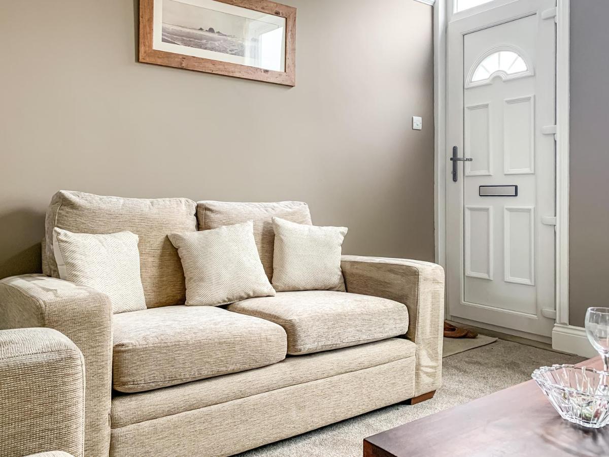 Cedar House - Quaint Victorian With Free Parking Апартаменты *